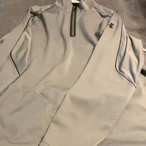 Under Armour pull over
